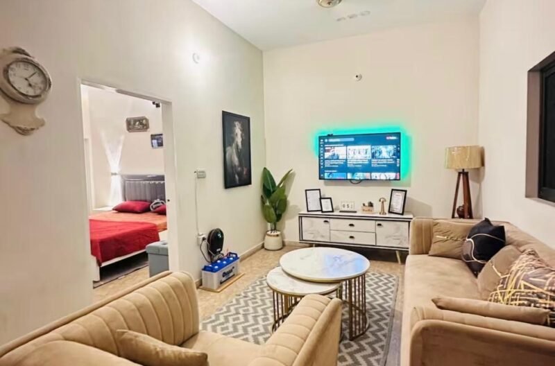 Wht On Rent In Pakistan Room Walay - Best Rental Apartments Site in Pakistan