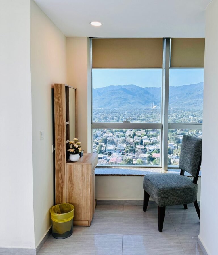 Luxury 2-Bedroom Margalla View Apartment in Centaurus Mall